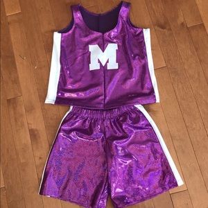 Size 7-9 Hip Hop costume Smoke free